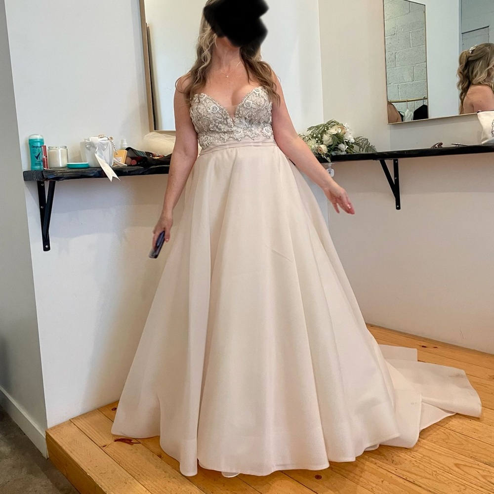 Enzoani Cream Bridal Gown with Embellished Bodice